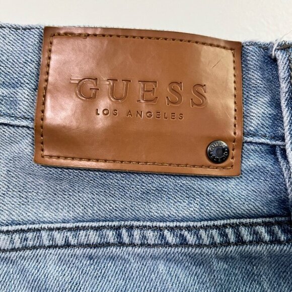 Guess Men’s Camo Patch Distressed Jeans Size 36 Light Wash Straight Leg - Picture 4 of 13